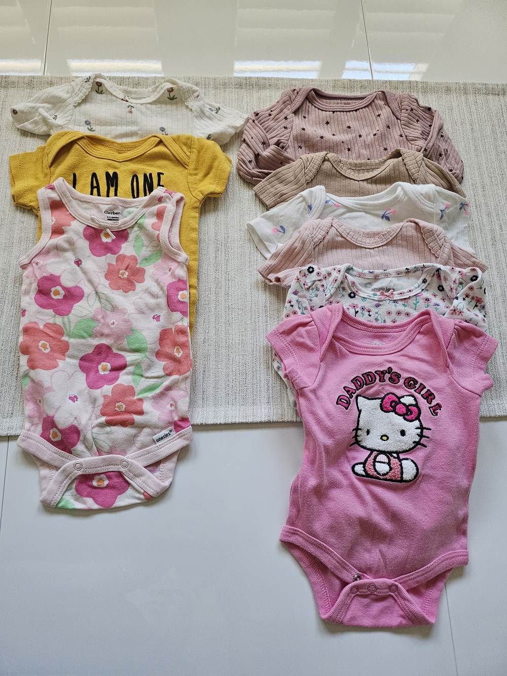 Newborn 0/3m Baby Girl Floral Pink Bodysuit Bundle
